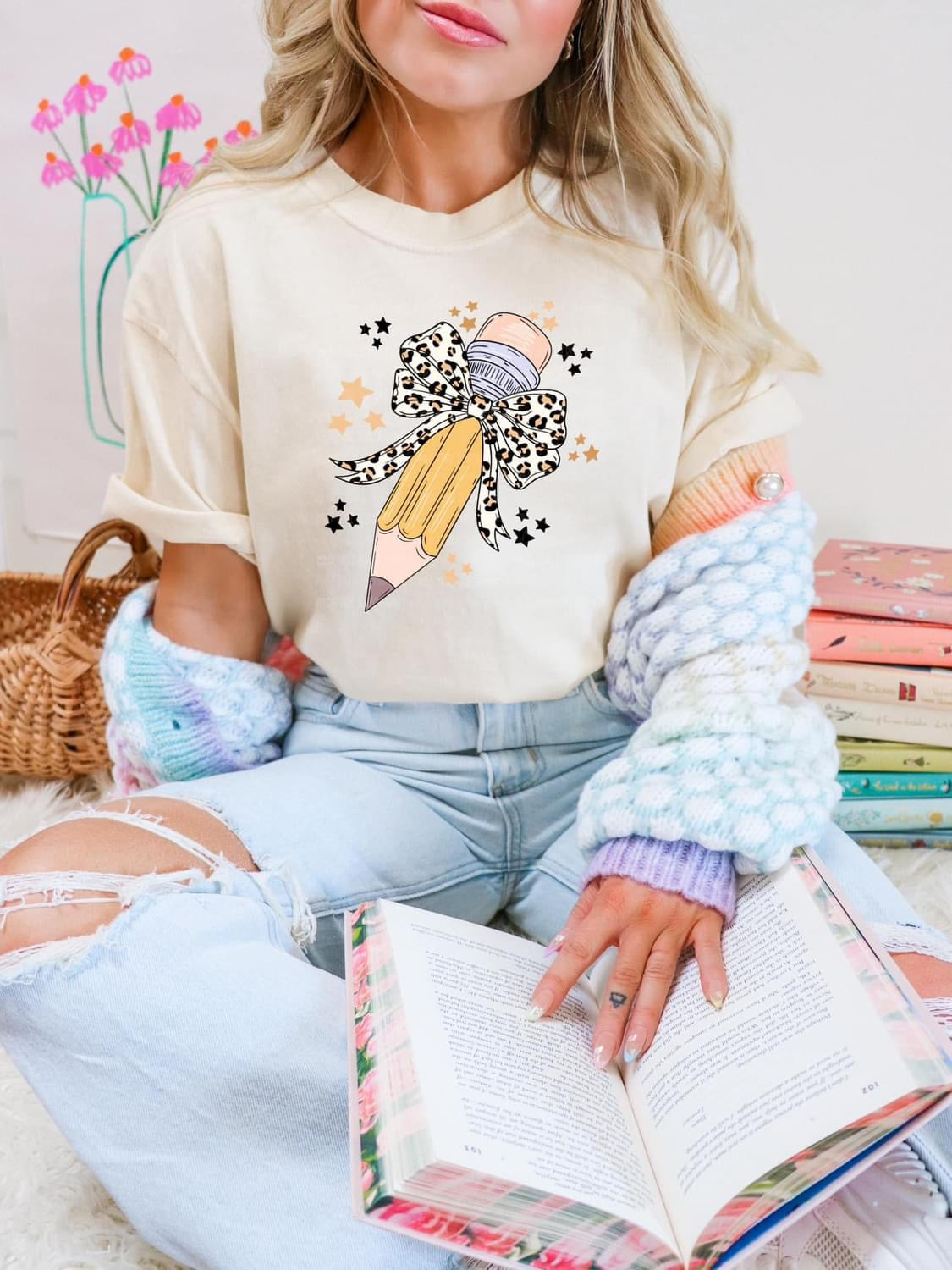 Leopard Bow & Pencil Ivory T-Shirt